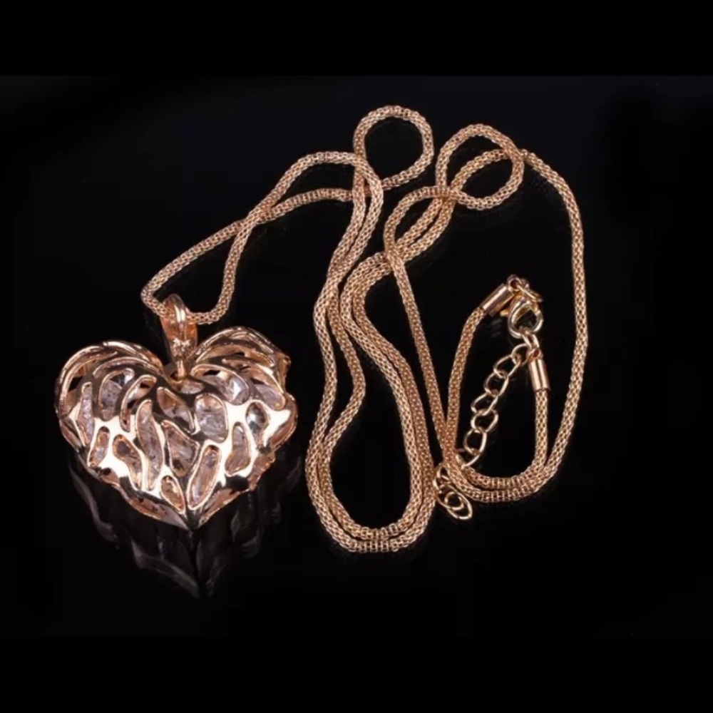 💙💎💲FIRM➕BUNDLE➕4 DISCOUNT!💛LEAF HEART CAGED CZ - Picture 3 of 8